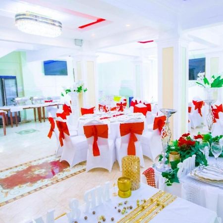 Marriot Metropolitan Hotel Douala Eksteriør billede