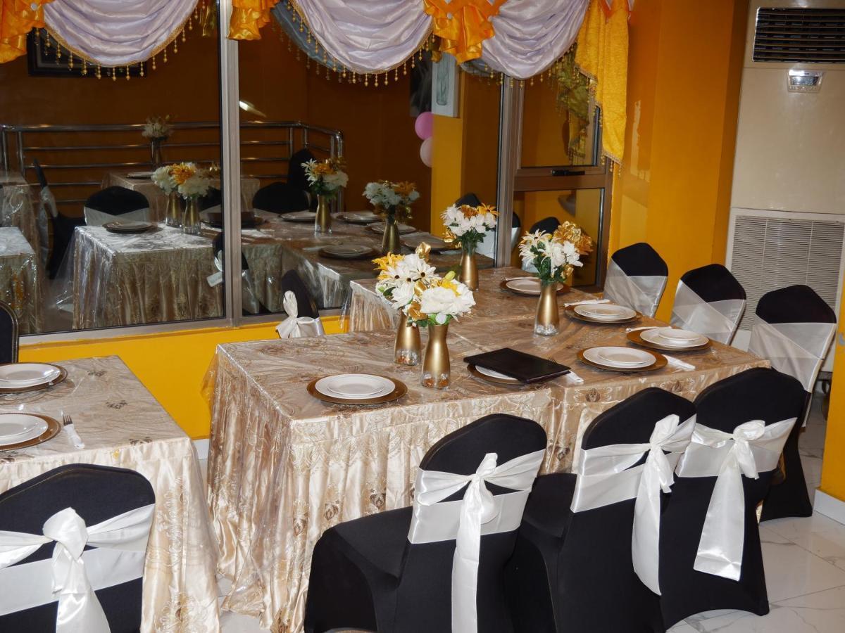 Marriot Metropolitan Hotel Douala Eksteriør billede