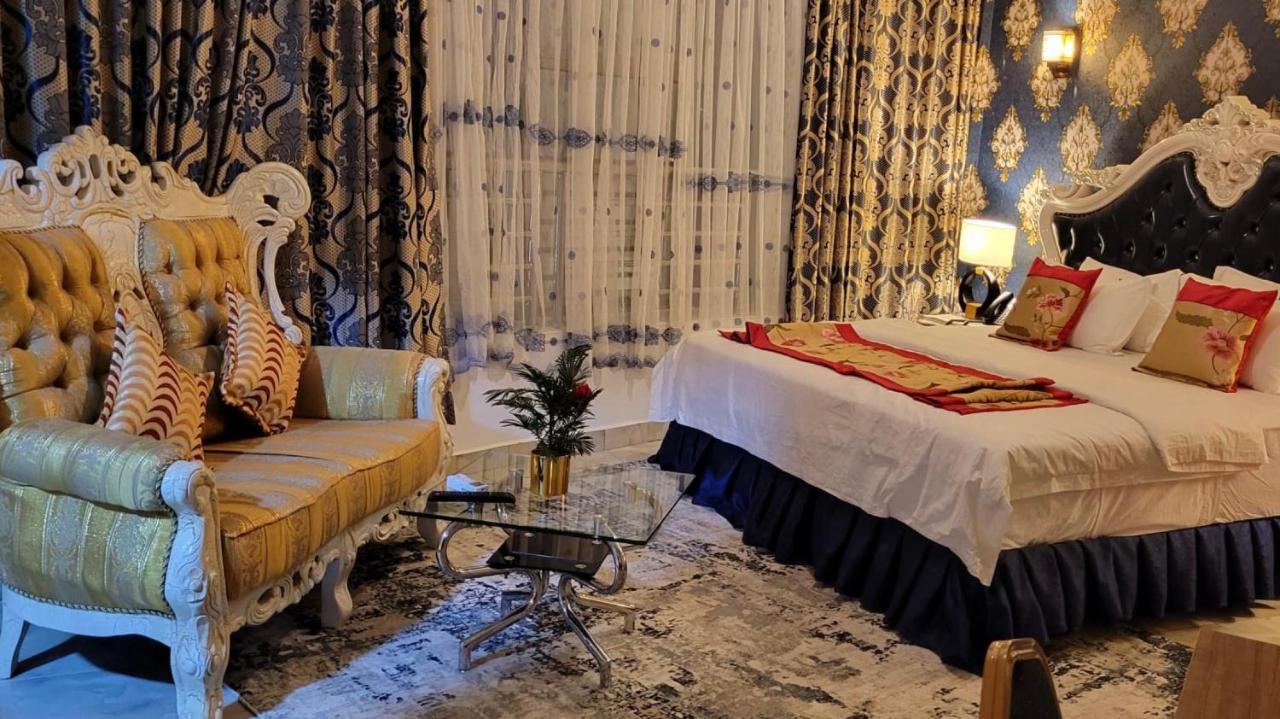Marriot Metropolitan Hotel Douala Eksteriør billede