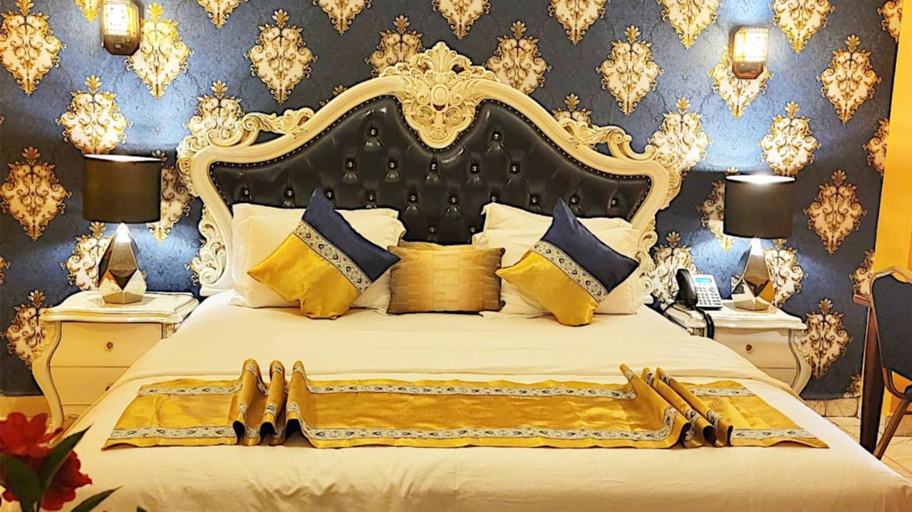 Marriot Metropolitan Hotel Douala Eksteriør billede