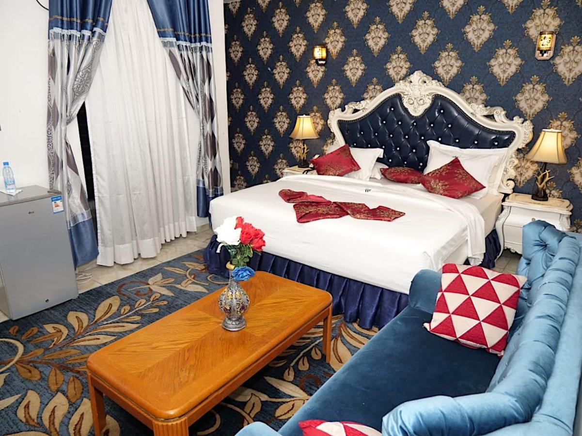 Marriot Metropolitan Hotel Douala Eksteriør billede