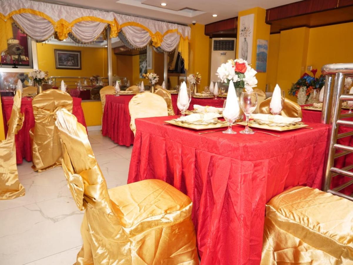 Marriot Metropolitan Hotel Douala Eksteriør billede