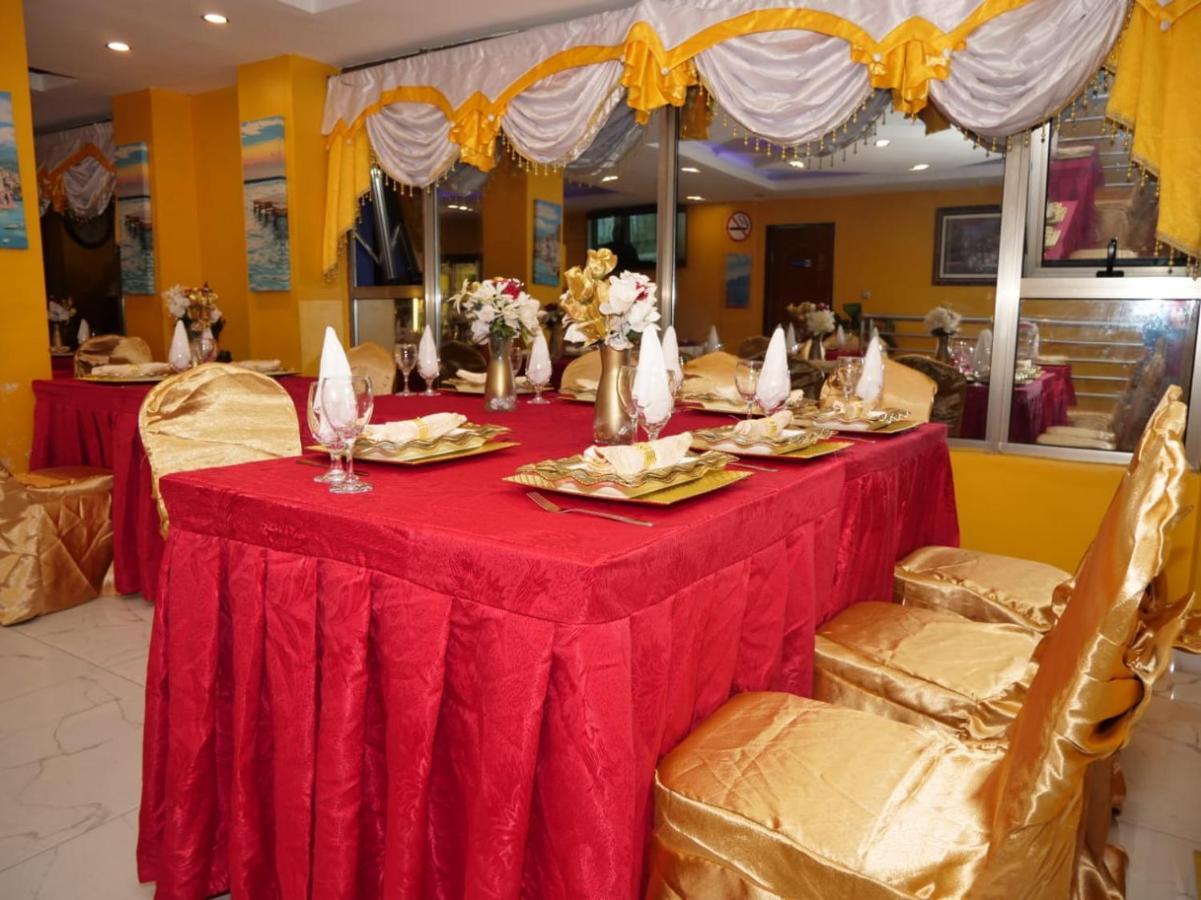 Marriot Metropolitan Hotel Douala Eksteriør billede