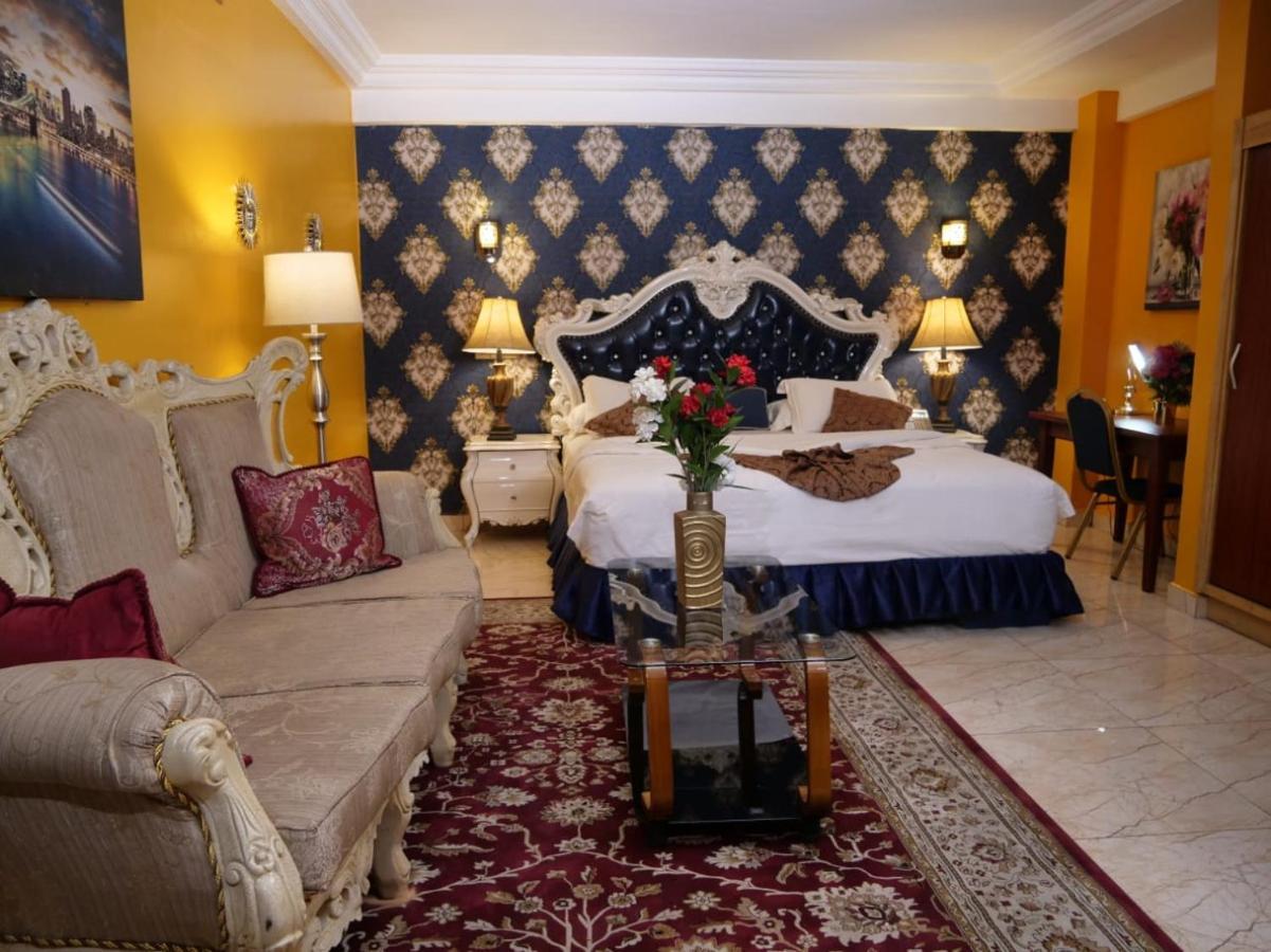 Marriot Metropolitan Hotel Douala Eksteriør billede