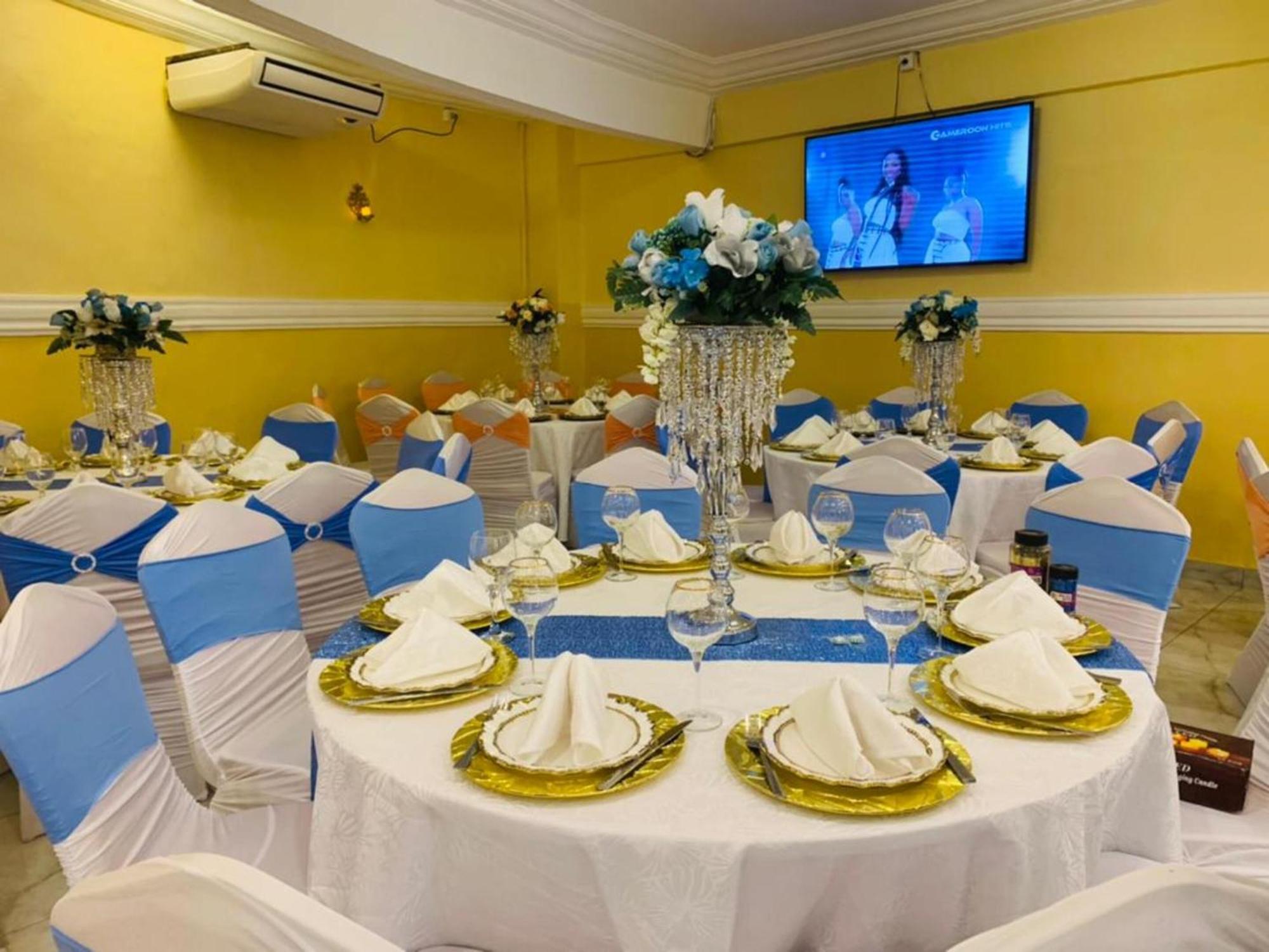 Marriot Metropolitan Hotel Douala Eksteriør billede